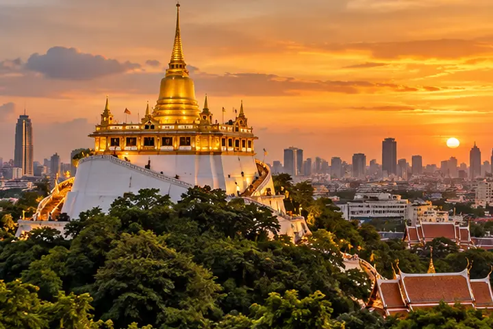 Golden Mount (Wat Saket) · บรรยากาศยามเย็น