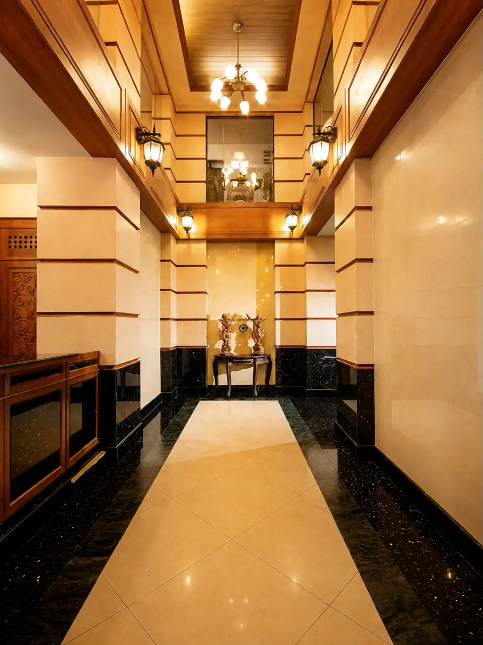 Lobby at Khaosan Palace Hotel