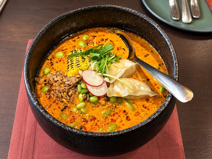 Vegan Phranakhon Khaosan Road near Khaosan Palace Hotel Bangkok · updated restaurant photo 4